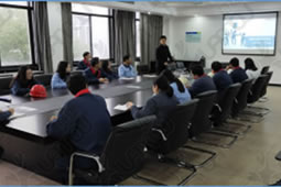 華謀咨詢?yōu)槟常ㄎU物處理行業(yè)）公司導(dǎo)入班會輔導(dǎo)