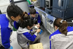 華謀咨詢?yōu)槟常z測(cè)行業(yè)）公司進(jìn)行現(xiàn)場(chǎng)輔導(dǎo)提升團(tuán)隊(duì)配合凝聚力