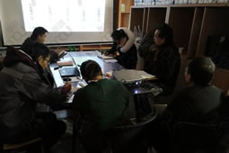 華謀咨詢?yōu)槟常ㄙQ(mào)易行業(yè)）公司進(jìn)行現(xiàn)場(chǎng)打造，效果顯著